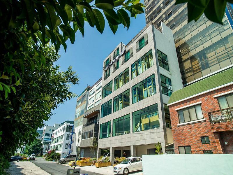 From Guesthouse Busan Exteriör bild